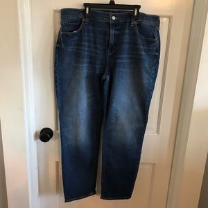 Old Navy Boyfriend Mid-Rise Jeans